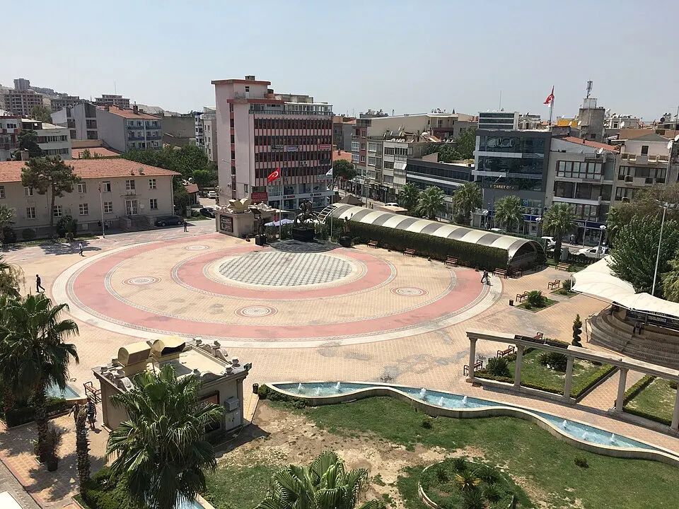 Köz Tadında Biberli Menemen
